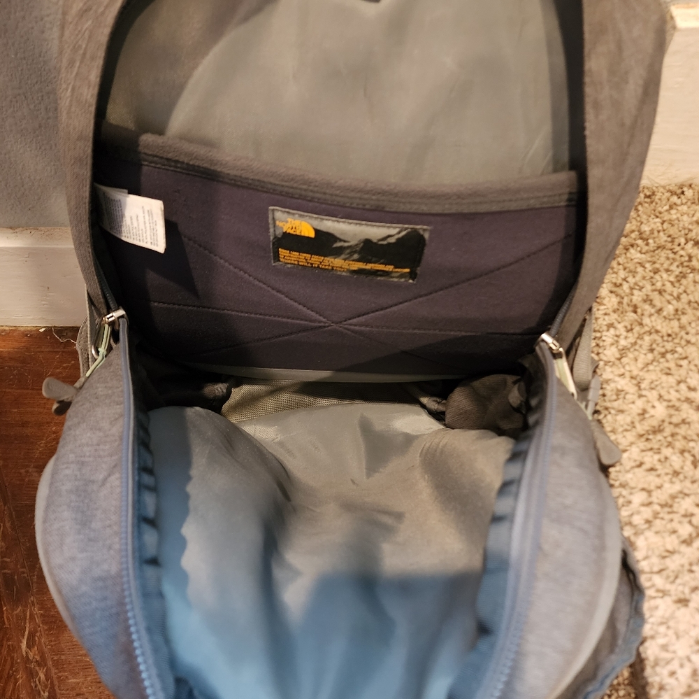 North Face Borealis Backpack, Gray/Mint - image 6